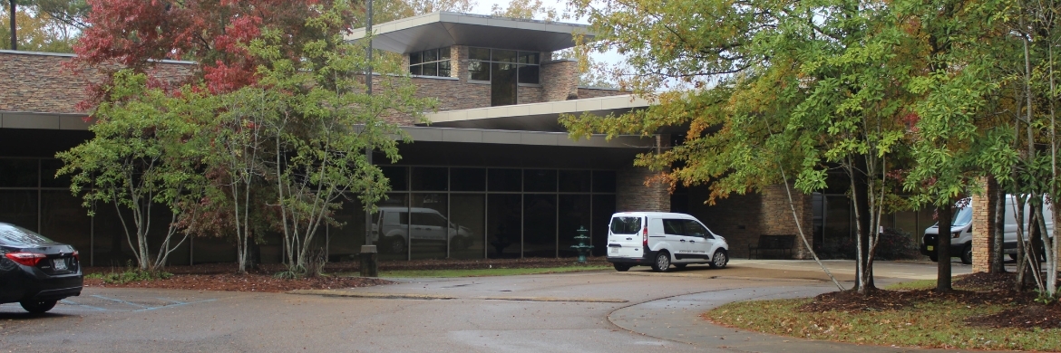 Quisenberry Library building